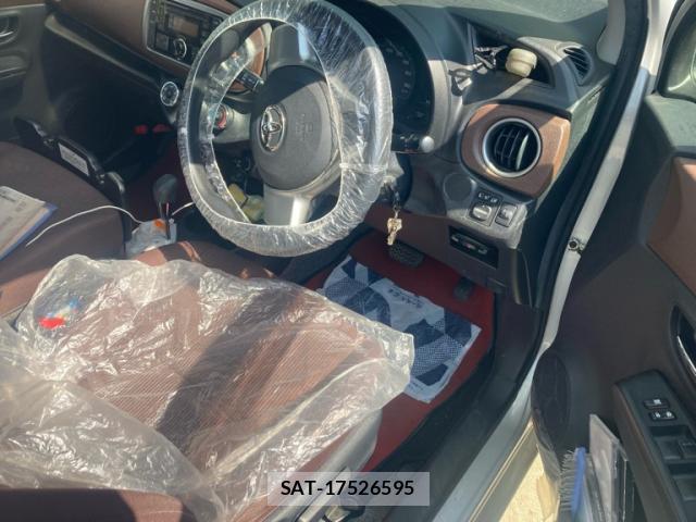 Toyota VITZ 2012-03 8816101-5