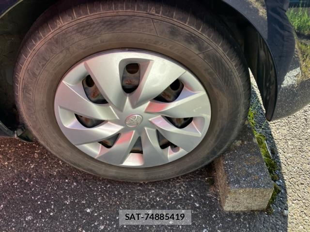 Toyota VITZ 2018-08 8816377-4