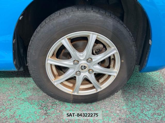 Toyota VITZ 2017-06 8817461-12