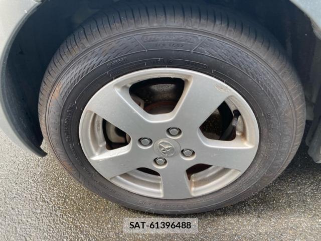 Toyota VITZ 2006-10 8817607-12