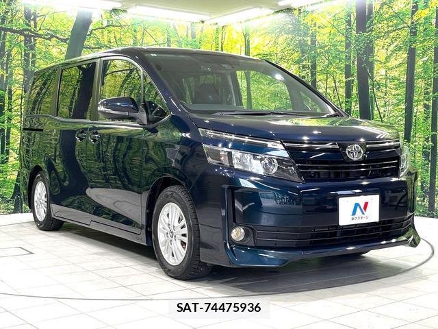 Toyota VOXY 2016-09 8812050-12