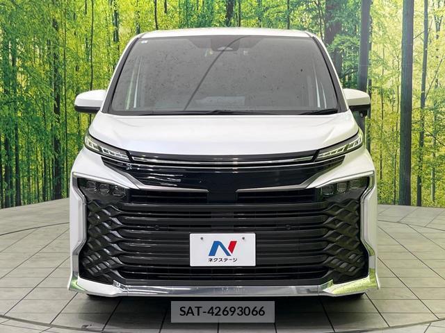 Toyota VOXY 2023-08 8812074-14