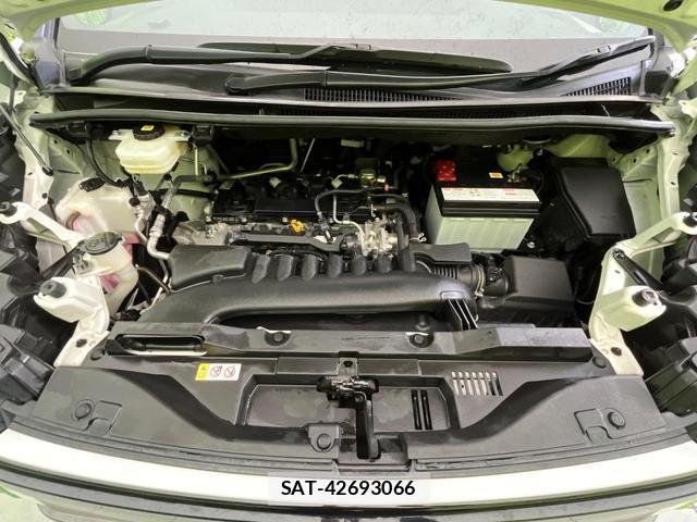 Toyota VOXY 2023-08 8812074-17
