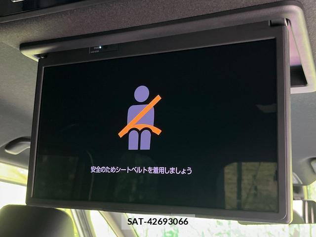 Toyota VOXY 2023-08 8812074-5