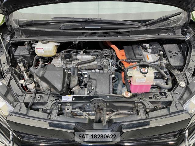 Toyota VOXY 2019-09 8812127-17