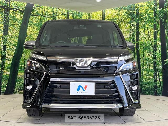 Toyota VOXY 2019-03 8812176-14