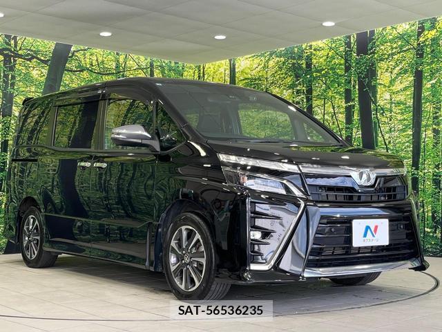 Toyota VOXY 2019-03 8812176-16