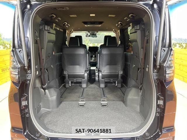 Toyota VOXY 2025-06 8812208-10