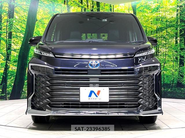Toyota VOXY 2023-11 8812305-15