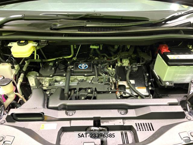 Toyota VOXY 2023-11 8812305-19