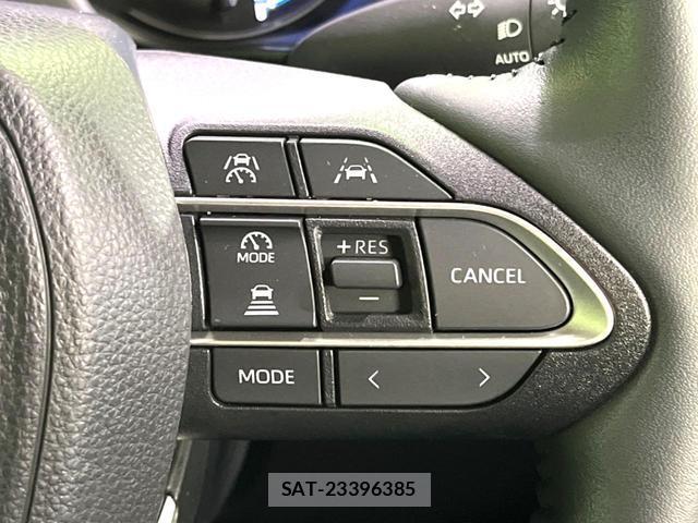 Toyota VOXY 2023-11 8812305-6