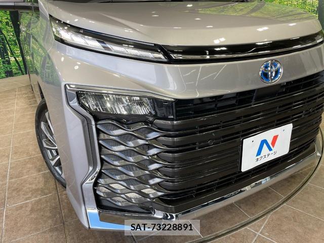 Toyota VOXY 2025-08 8812308-12