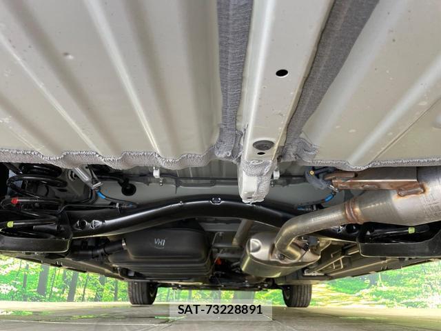 Toyota VOXY 2025-08 8812308-19
