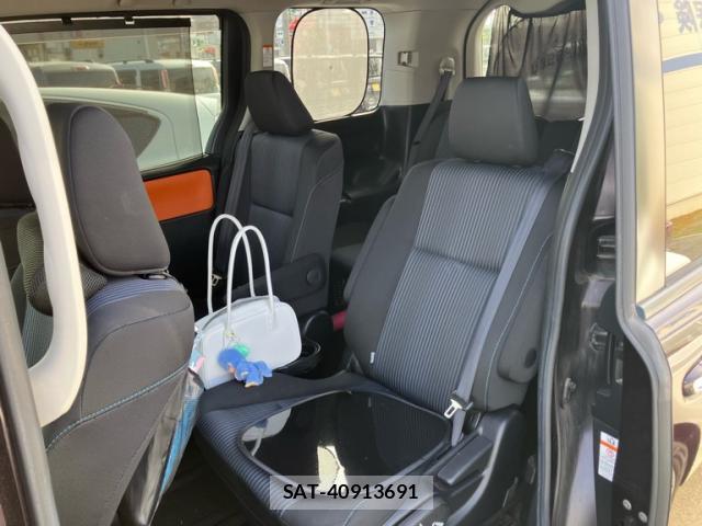 Toyota VOXY 2014-01 8812435-11