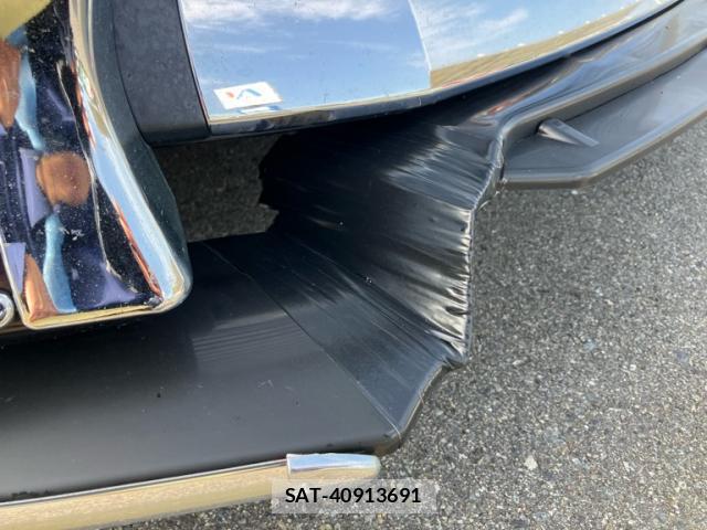 Toyota VOXY 2014-01 8812435-8