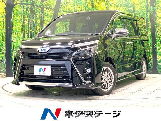Toyota VOXY 2021-08 8812487-0
