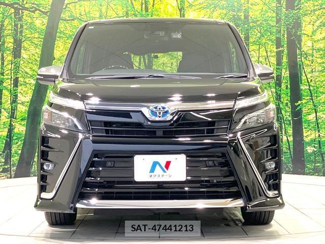 Toyota VOXY 2021-08 8812487-14