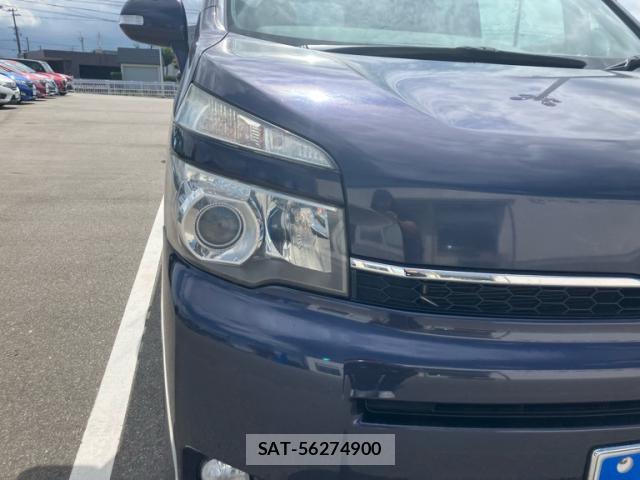 Toyota VOXY 2011-07 8812529-12