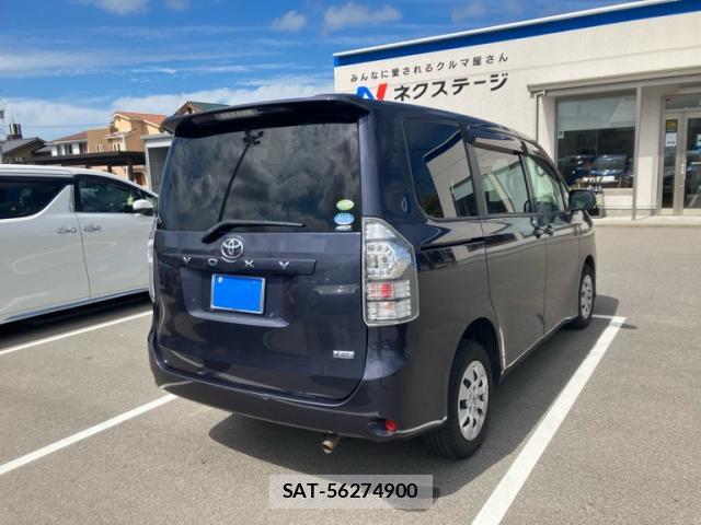 Toyota VOXY 2011-07 8812529-2