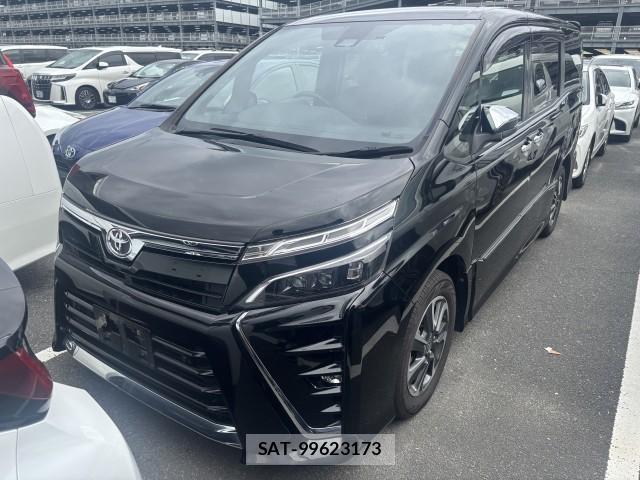 Toyota VOXY 2021-08 8812706-0