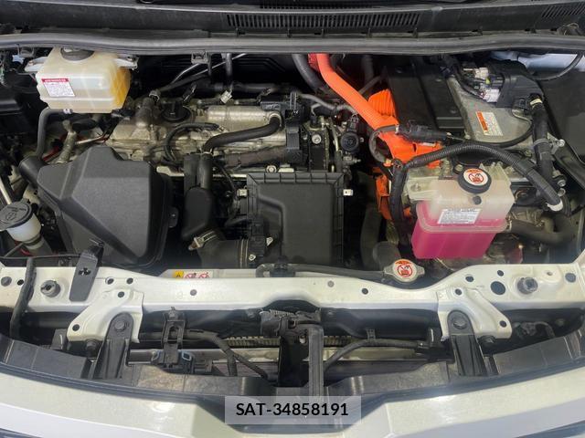 Toyota VOXY 2018-12 8812764-18