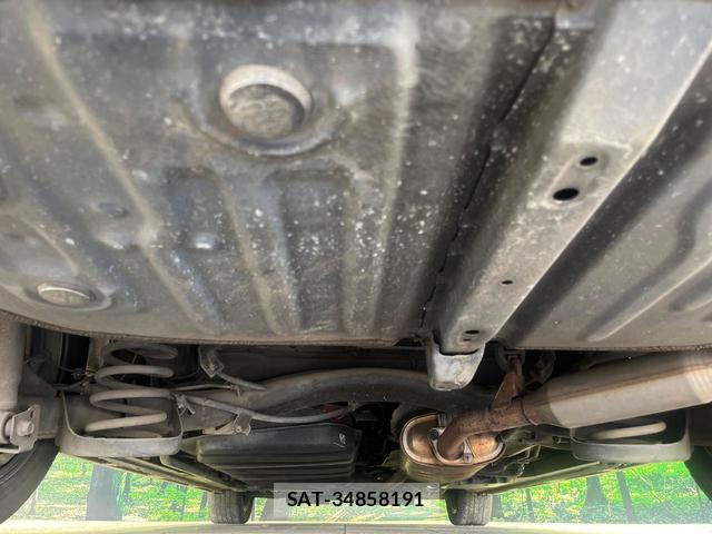 Toyota VOXY 2018-12 8812764-19