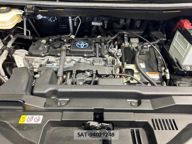 Toyota VOXY 2024-12 8812778-18