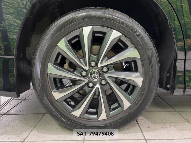 Toyota VOXY 2023-01 8812911-13