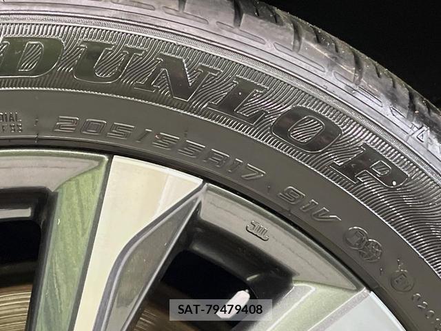 Toyota VOXY 2023-01 8812911-14