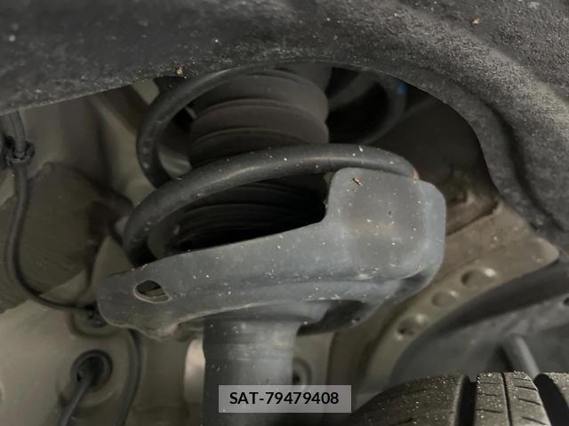 Toyota VOXY 2023-01 8812911-16