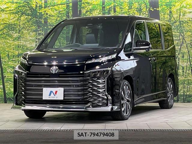 Toyota VOXY 2023-01 8812911-2