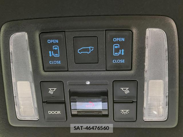 Toyota VOXY 2023-01 8812913-4