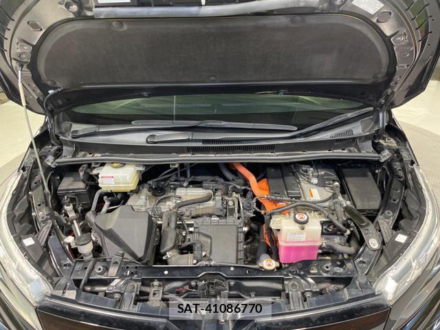 Toyota VOXY 2019-11 8812959-19