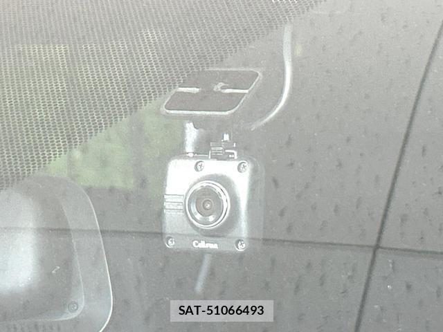 Toyota VOXY 2024-03 8812970-6