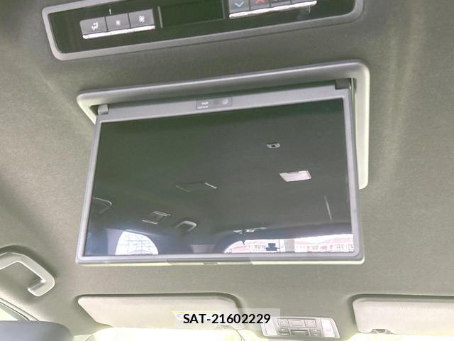 Toyota VOXY 2024-03 8812972-2