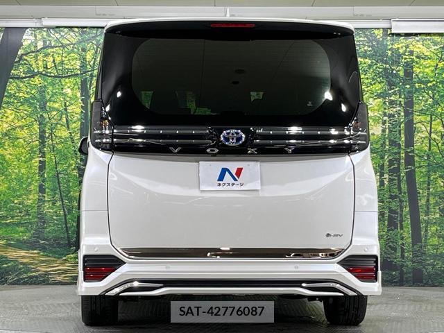 Toyota VOXY 2023-11 8813123-14