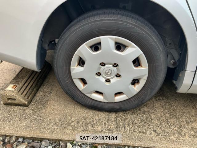 Toyota VOXY 2009-03 8813258-4