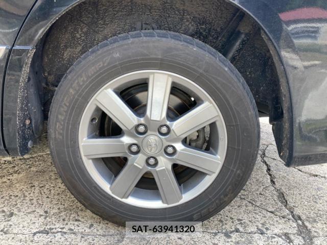 Toyota VOXY 2010-04 8813362-10