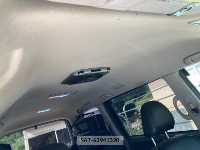 Toyota VOXY 2010-04 8813362-17