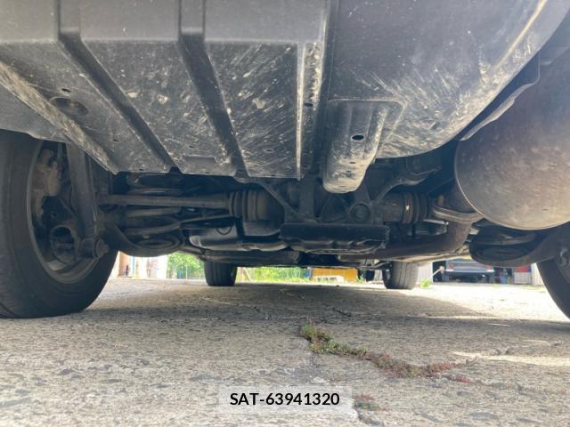 Toyota VOXY 2010-04 8813362-6