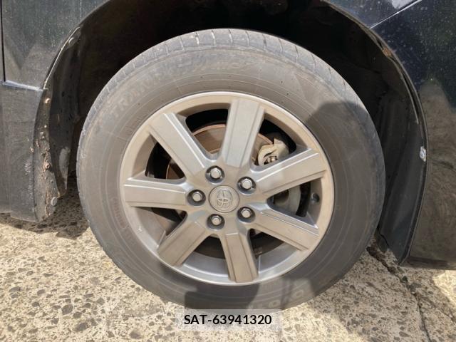Toyota VOXY 2010-04 8813362-8