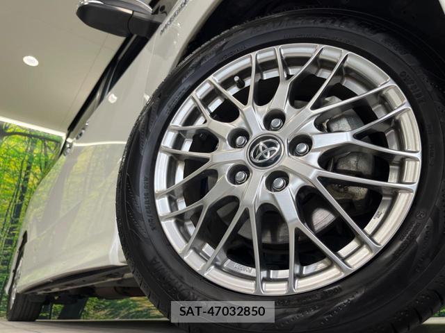Toyota VOXY 2020-06 8813421-13