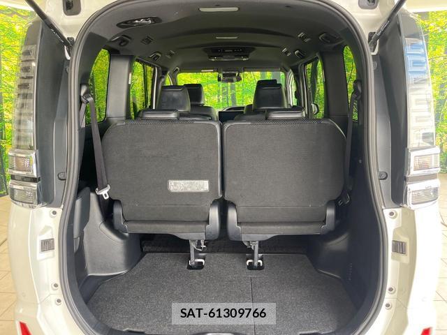 Toyota VOXY 2020-11 8813422-10