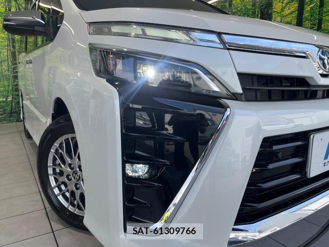 Toyota VOXY 2020-11 8813422-12