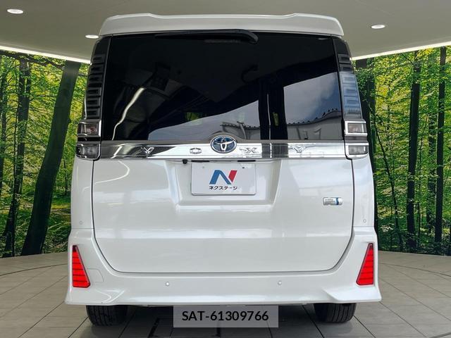 Toyota VOXY 2020-11 8813422-15