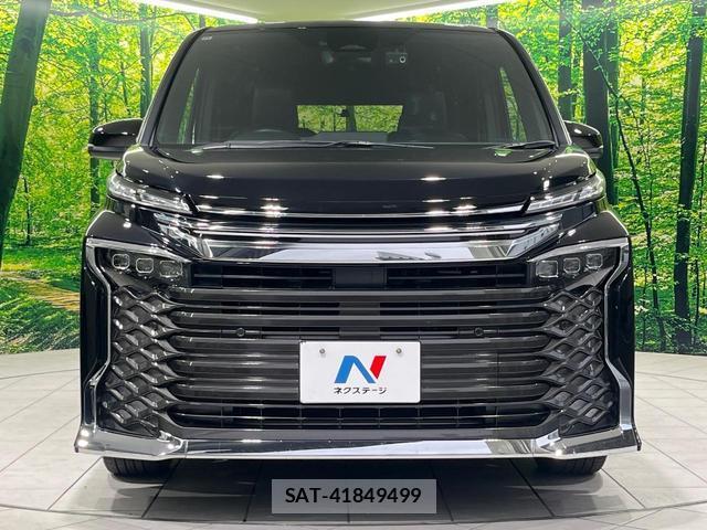 Toyota VOXY 2024-11 8813439-14