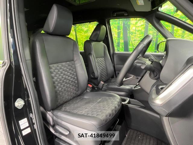 Toyota VOXY 2024-11 8813439-7