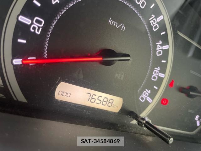 Toyota VOXY 2017-02 8813500-16