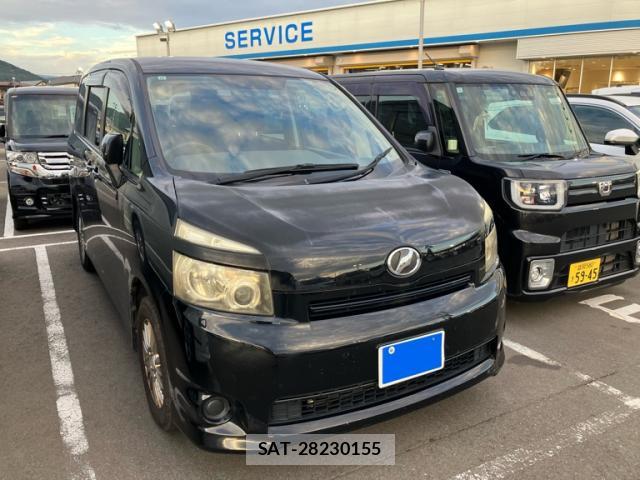 Toyota VOXY 2009-10 8813532-0