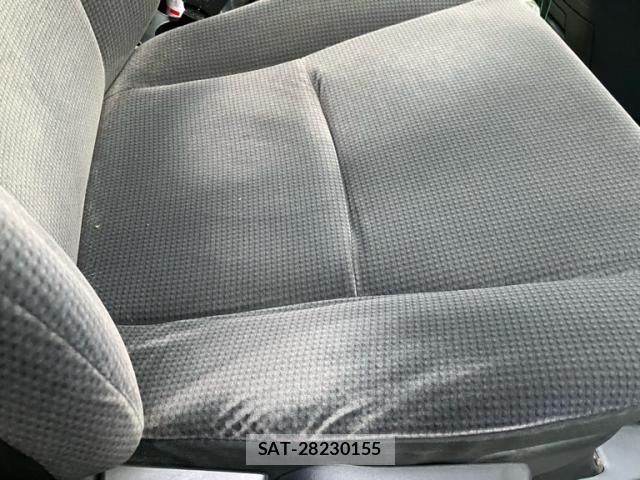 Toyota VOXY 2009-10 8813532-16